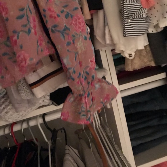 Top - Picture 2 of 2